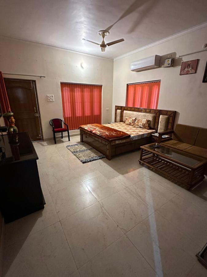 Villa Kaashi Flora Varanasi Exterior foto
